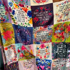 NATURAL LIFE Floral Patchwork Quilt with Inspirational friendship Message
